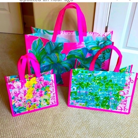 Lilly Pulitzer Handbags - Set of 3 Lilly Pulitzer Reusable Tote Bags